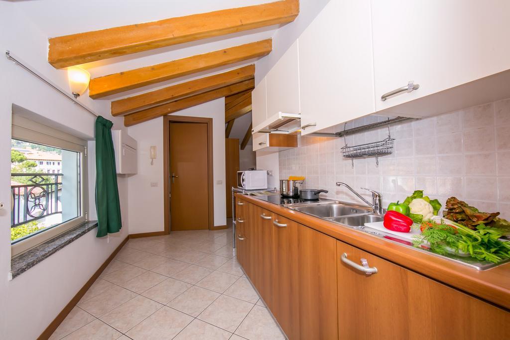 Residence Riva Del Lario Gravedona Eksteriør bilde
