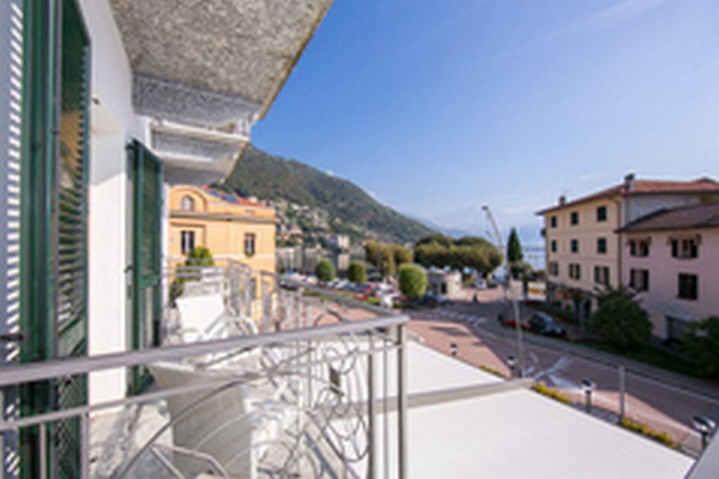 Residence Riva Del Lario Gravedona Eksteriør bilde