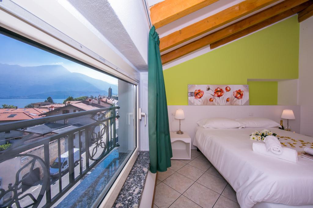 Residence Riva Del Lario Gravedona Eksteriør bilde